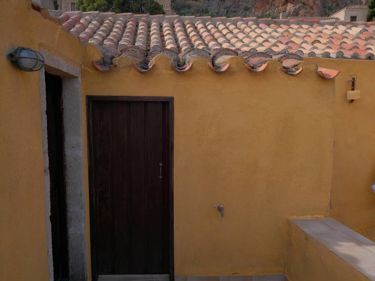 Kissamitakis Guesthouse Monemvasía Eksteriør bilde